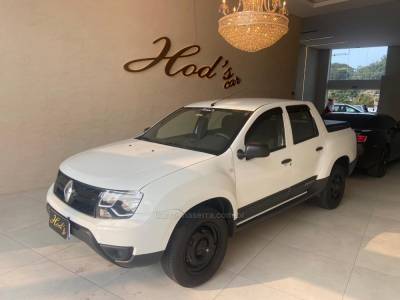 RENAULT - OROCH - 2018/2019 - Branca - R$ 76.900,00