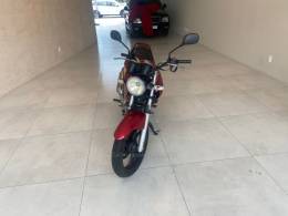 YAMAHA - FAZER - 2006/2006 - Vermelha - R$ 10.500,00