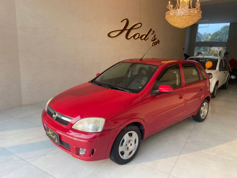 CHEVROLET - CORSA - 2008/2009 - Vermelha - R$ 29.900,00