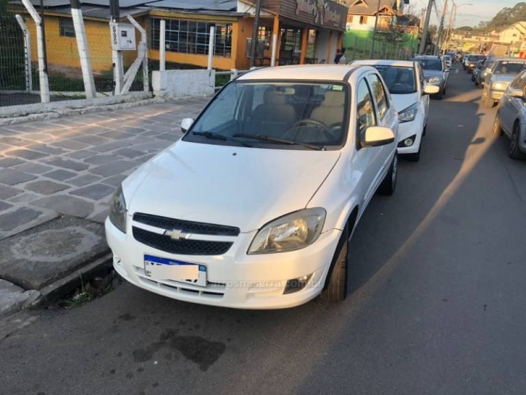 CHEVROLET - CELTA - 2012/2013 - Branca - Sob Consulta