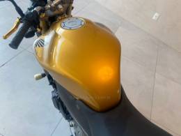 HONDA - CB 600F - 2010/2010 - Dourada - R$ 41.900,00