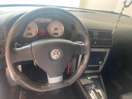 VOLKSWAGEN - GOLF - 2013/2014 - Branca - R$ 69.900,00