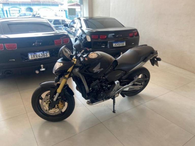 HONDA - CB 600F - 2008/2008 - Preta - R$ 39.900,00