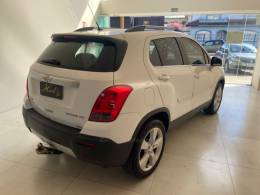 CHEVROLET - TRACKER - 2015/2015 - Branca - R$ 75.900,00