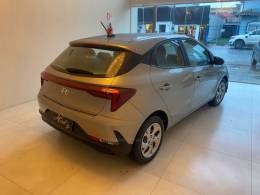 HYUNDAI - HB20 - 2022/2023 - Prata - R$ 71.900,00