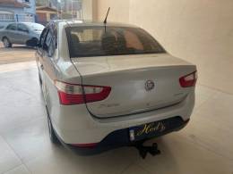 FIAT - GRAND SIENA - 2012/2013 - Prata - R$ 37.900,00