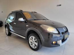 RENAULT - SANDERO - 2012/2012 - Preta - Sob Consulta