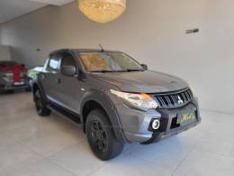 MITSUBISHI - L200 TRITON - 2021/2022 - Cinza - Sob Consulta