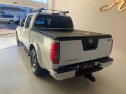 NISSAN - FRONTIER - 2012/2013 - Branca - Sob Consulta