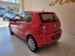 VOLKSWAGEN - FOX - 2010/2011 - Vermelha - R$ 35.500,00