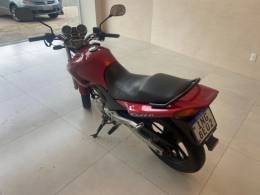 YAMAHA - FAZER - 2006/2006 - Vermelha - R$ 10.500,00