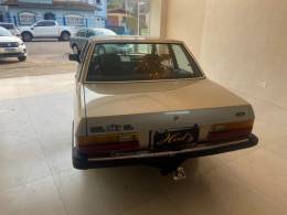 FORD - DEL REY - 1988/1988 - Dourada - R$ 18.900,00