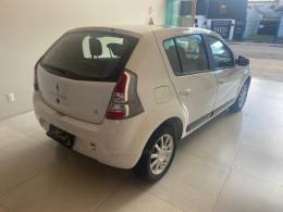 RENAULT - SANDERO - 2013/2014 - Branca - Sob Consulta