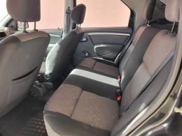 RENAULT - LOGAN - 2013/2013 - Preta - R$ 33.900,00