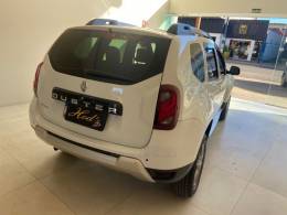 RENAULT - DUSTER - 2017/2018 - Branca - R$ 77.900,00