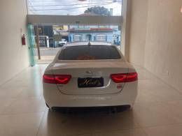 JAGUAR - XE - 2016/2016 - Branca - R$ 133.900,00