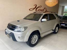 TOYOTA - HILUX SW4 - 2007/2007 - Prata - R$ 113.900,00