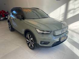 VOLVO - XC 40 - 2022/2022 - Verde - Sob Consulta