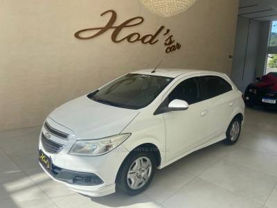 CHEVROLET - ONIX - 2013/2013 - Branca - Sob Consulta