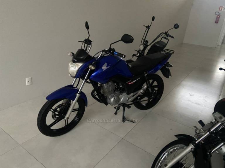 HONDA - CG 150 - 2014/2014 - Azul - R$ 12.900,00