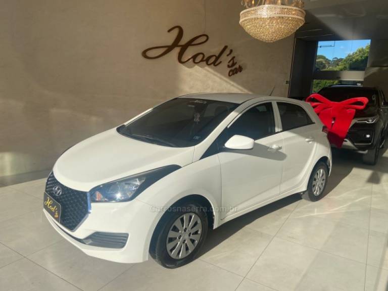 HYUNDAI - HB20 - 2019/2019 - Branca - R$ 57.900,00