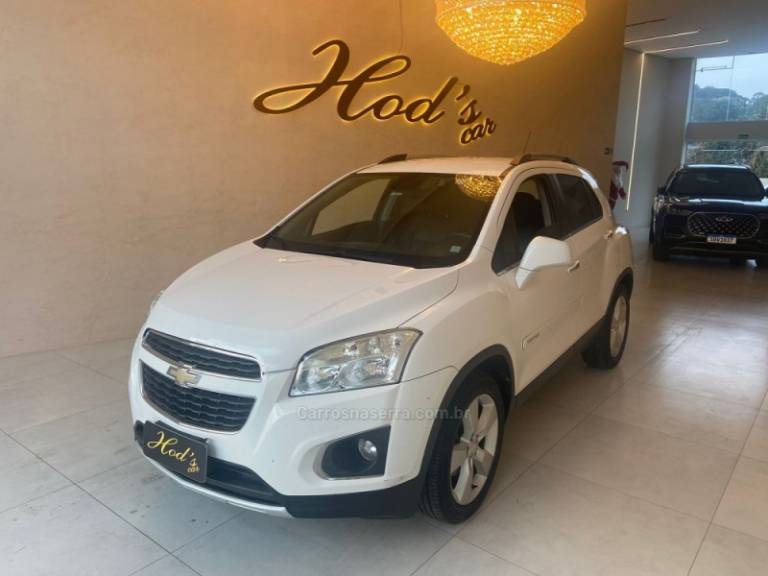 CHEVROLET - TRACKER - 2013/2014 - Branca - R$ 72.900,00