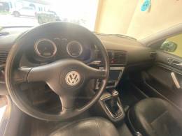 VOLKSWAGEN - GOLF - 2006/2006 - Prata - R$ 32.900,00