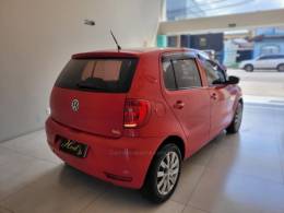 VOLKSWAGEN - FOX - 2010/2011 - Vermelha - R$ 35.500,00