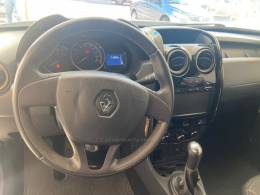 RENAULT - DUSTER - 2017/2018 - Branca - R$ 77.900,00