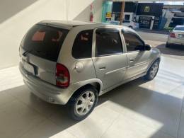 CHEVROLET - CORSA - 1999/1999 - Prata - R$ 22.900,00