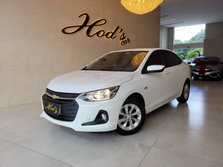 CHEVROLET - ONIX - 2020/2020 - Branca - R$ 83.900,00