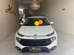 FIAT - TORO - 2020/2021 - Branca - R$ 105.900,00