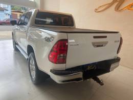 TOYOTA - HILUX - 2019/2019 - Branca - Sob Consulta