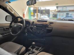 TOYOTA - HILUX - 2014/2014 - Branca - R$ 115.900,00