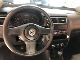 VOLKSWAGEN - FOX - 2012/2013 - Vermelha - Sob Consulta