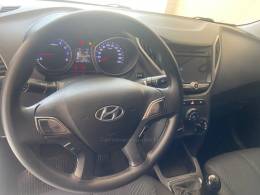 HYUNDAI - HB20S - 2013/2014 - Branca - R$ 51.900,00