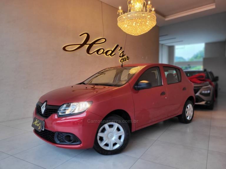 RENAULT - SANDERO - 2017/2018 - Vermelha - Sob Consulta