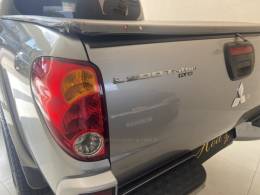 MITSUBISHI - L200 TRITON - 2015/2015 - Prata - Sob Consulta