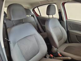 FIAT - PALIO - 2012/2012 - Vermelha - R$ 35.900,00